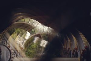 סין מציגה רכבת מהירה חדשה במהירות של 800 קמ"ש
